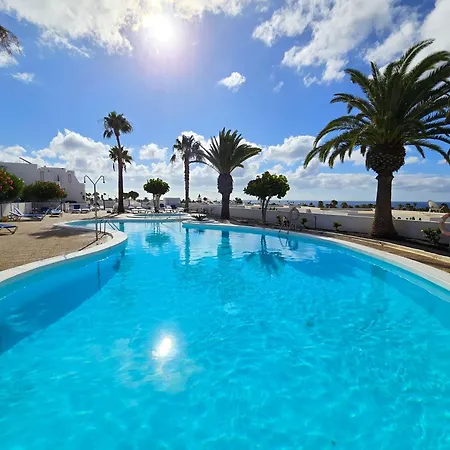 Atalaya Complex Puerto Del Carmen, Large Open Terrace With Loungers