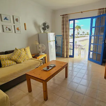 Atalaya Complex Puerto Del Carmen, Large Open Terrace With Loungers * Puerto del Carmen (Lanzarote)