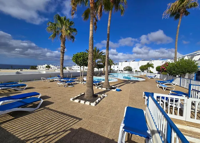 Atalaya Complex Puerto Del Carmen, Large Open Terrace With Loungers